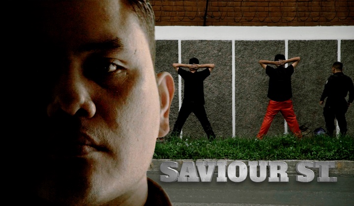 Young paramedics brave El Salvador gang violence to save lives