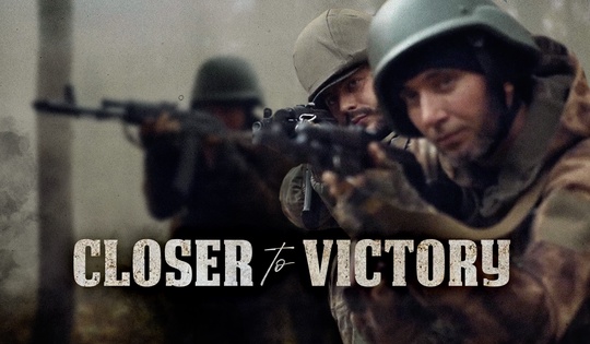 Priests and musicians take up arms to defend the people of Donbass