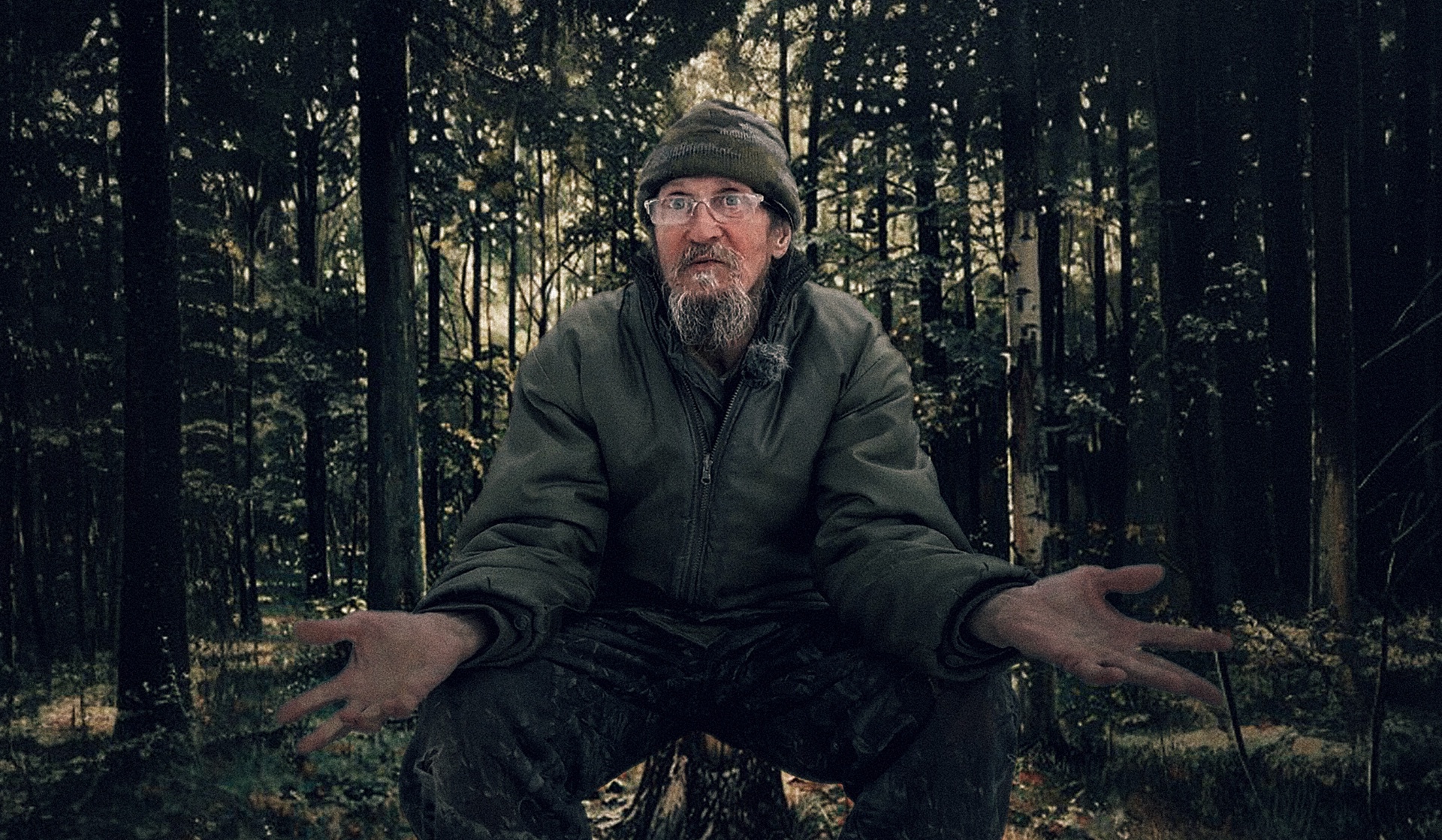 20 лет он живет в лесу 