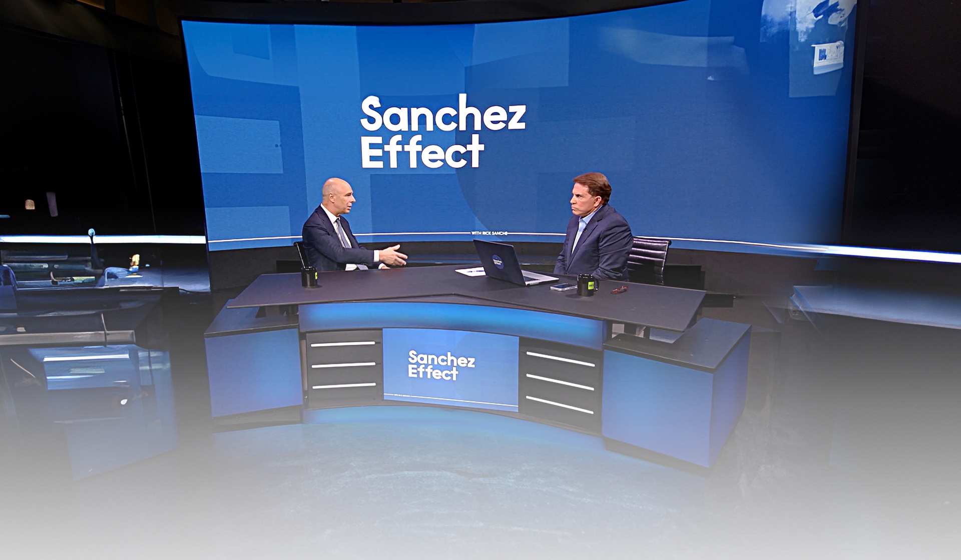 О санкциях и росте экономики: министр финансов РФ дал интервью Рику Санчесу